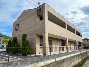 姫路駅 バス20分  八幡公民館前下車：停歩3分 2階の物件外観写真